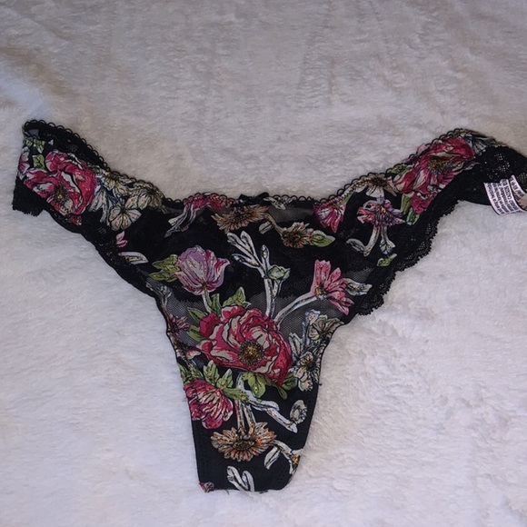 Victoria Secret Embroidered Bra + Panty SET 34DD/M - Picture 5 of 16
